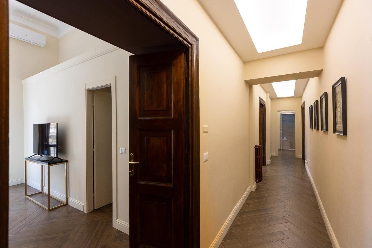 Spa Apartment Via Barberini Roma Ngoại thất bức ảnh