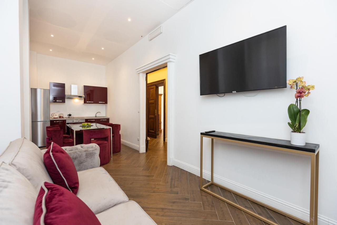 Spa Apartment Via Barberini Roma Ngoại thất bức ảnh