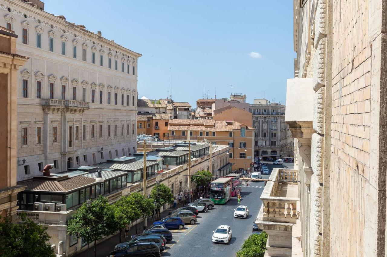 Spa Apartment Via Barberini Roma Ngoại thất bức ảnh